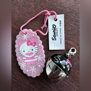 Sanrio Hello Kitty Black and Pink Charm with Pink Felt Tag